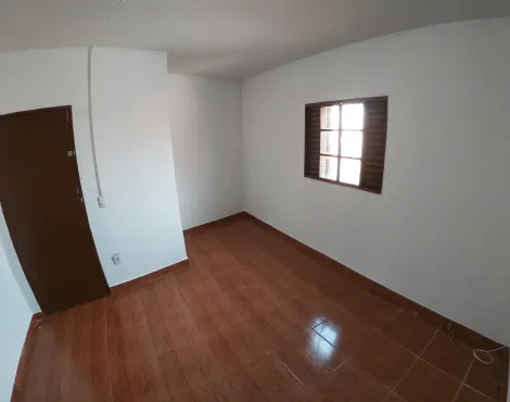 Alugar Casa / Padrão em São José do Rio Preto R$ 950,00 - Foto 9
