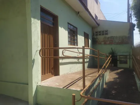 Alugar Casa / Padrão em São José do Rio Preto R$ 1.000,00 - Foto 1