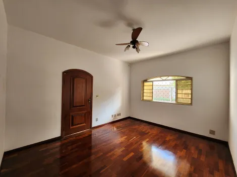 Alugar Casa / Padrão em São José do Rio Preto. apenas R$ 2.400,00