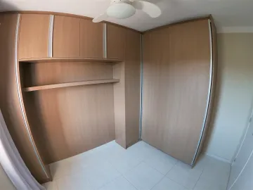 Alugar Apartamento / Padrão em São José do Rio Preto R$ 1.100,00 - Foto 3