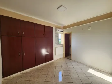 Alugar Apartamento / Padrão em São José do Rio Preto R$ 1.000,00 - Foto 4