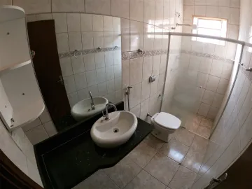 Alugar Casa / Padrão em São José do Rio Preto R$ 1.600,00 - Foto 9