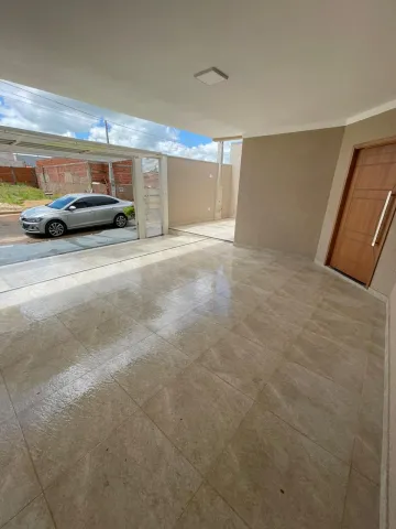 Comprar Casa / Padrão em Mirassol R$ 450.000,00 - Foto 1