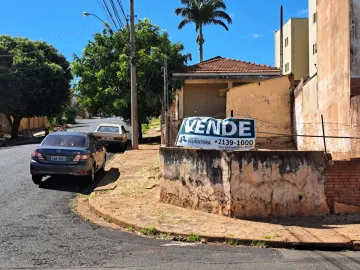 Alugar Casa / Padrão em São José do Rio Preto. apenas R$ 220.000,00