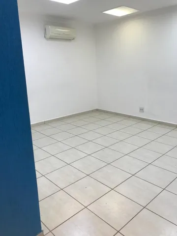 Alugar Comercial / Sala em São José do Rio Preto R$ 1.500,00 - Foto 2