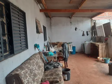 Comprar Casa / Padrão em Mirassol R$ 120.000,00 - Foto 3