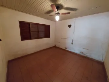Alugar Casa / Padrão em São José do Rio Preto R$ 1.000,00 - Foto 3