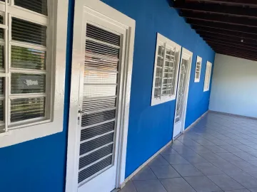 Alugar Casa / Padrão em São José do Rio Preto R$ 1.300,00 - Foto 4