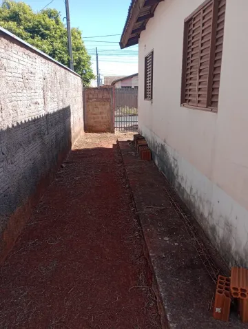 Comprar Casa / Padrão em São José do Rio Preto R$ 110.000,00 - Foto 5