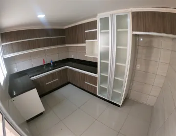 Alugar Casa / Condomínio em São José do Rio Preto R$ 1.400,00 - Foto 4