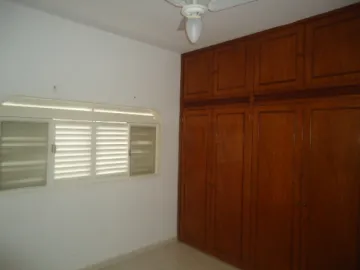 Comprar Casa / Padrão em São José do Rio Preto R$ 300.000,00 - Foto 7