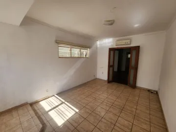 Alugar Casa / Padrão em São José do Rio Preto R$ 2.300,00 - Foto 3