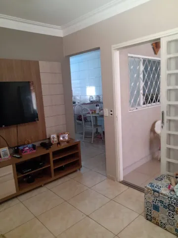Alugar Casa / Padrão em São José do Rio Preto apenas R$ 1.200,00 - Foto 1
