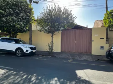 Alugar Casa / Padrão em São José do Rio Preto R$ 4.000,00 - Foto 1