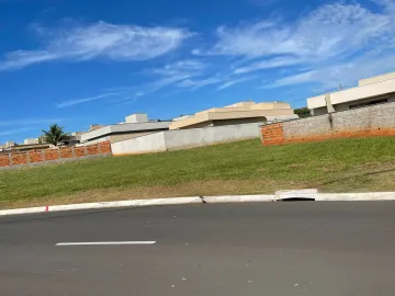 imagem 3 - Loteamento Recanto do Lago - terreno de esquina em frente a área de lazer e academia, com caída para frente. imagem 3 - Loteamento Recanto do Lago - terreno de esquina em frente a área de lazer e academia, com caída para frente.