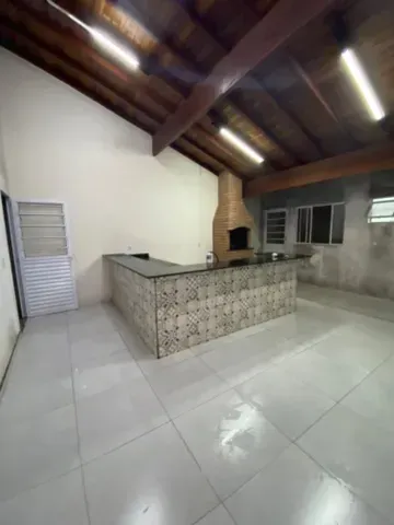 Alugar Casa / Padrão em Mirassol. apenas R$ 325.000,00