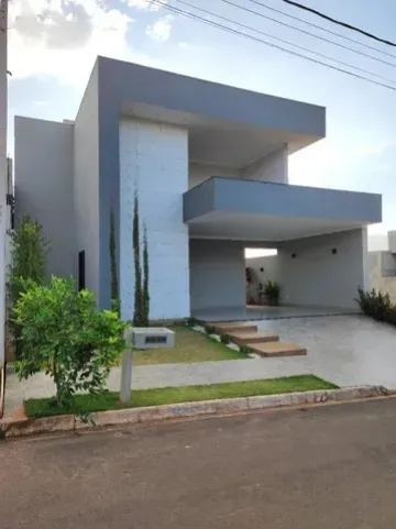 Alugar Casa / Condomínio em Mirassol. apenas R$ 1.230.000,00