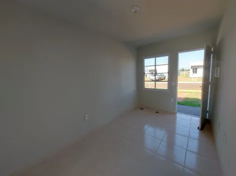 Alugar Casa / Condomínio em São José do Rio Preto R$ 800,00 - Foto 2