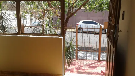 imagem 2 - Vila Fioreze - Uma quadra da Av Alberto Andaló, em esquina - 3 casas em um mesmo lote, frente 3 dorms, fundos 1 dorm cada imagem 2 - Vila Fioreze - Uma quadra da Av Alberto Andaló, em esquina - 3 casas em um mesmo lote, frente 3 dorms, fundos 1 dorm cada
