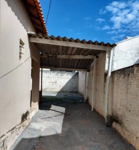 Alugar Casa / Padrão em São José do Rio Preto R$ 1.450,00 - Foto 4