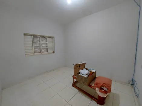 Alugar Casa / Padrão em São José do Rio Preto R$ 1.150,00 - Foto 3