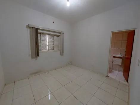 Alugar Casa / Padrão em São José do Rio Preto R$ 1.150,00 - Foto 5