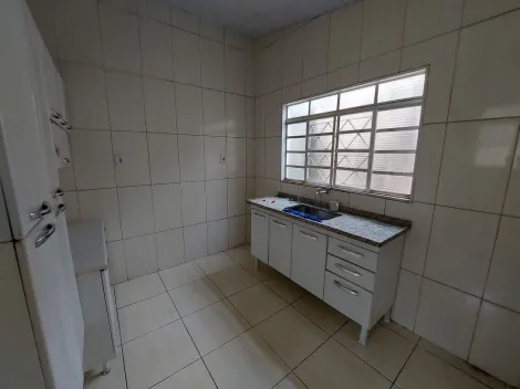 Alugar Casa / Padrão em São José do Rio Preto R$ 1.150,00 - Foto 8