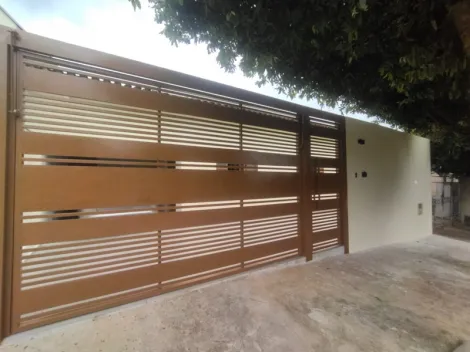 Alugar Casa / Padrão em São José do Rio Preto. apenas R$ 220.000,00