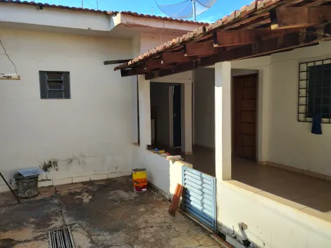 Comprar Casa / Padrão em São José do Rio Preto R$ 380.000,00 - Foto 1