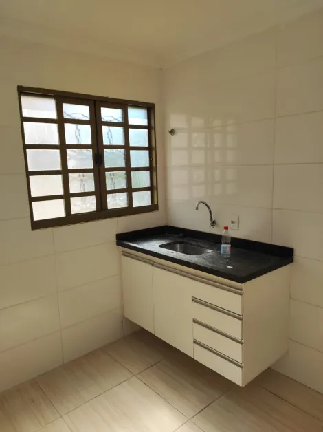 Alugar Apartamento / Padrão em Bady Bassitt R$ 800,00 - Foto 2