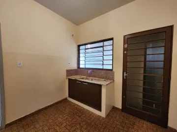 Alugar Casa / Padrão em São José do Rio Preto R$ 600,00 - Foto 7