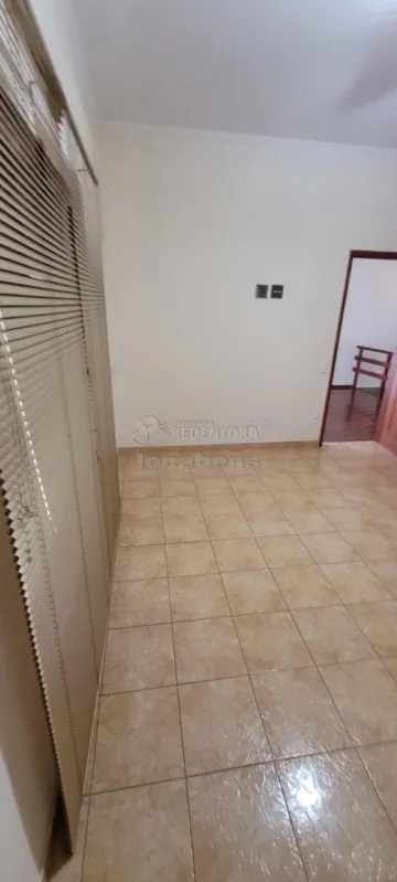Alugar Casa / Padrão em São José do Rio Preto R$ 3.900,00 - Foto 12