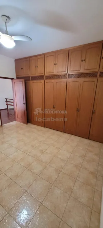 Alugar Casa / Padrão em São José do Rio Preto R$ 3.900,00 - Foto 17
