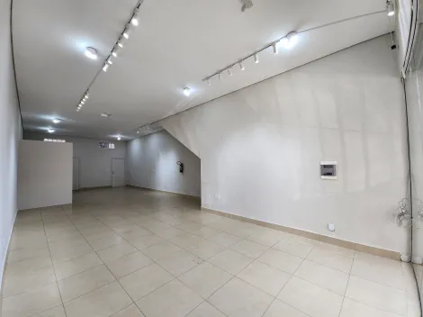 Alugar Comercial / Salão em São José do Rio Preto. apenas R$ 4.800,00