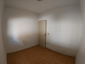 Alugar Casa / Padrão em São José do Rio Preto R$ 850,00 - Foto 10