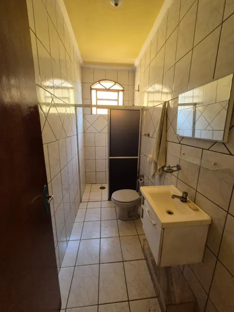 Alugar Casa / Padrão em São José do Rio Preto R$ 1.800,00 - Foto 6
