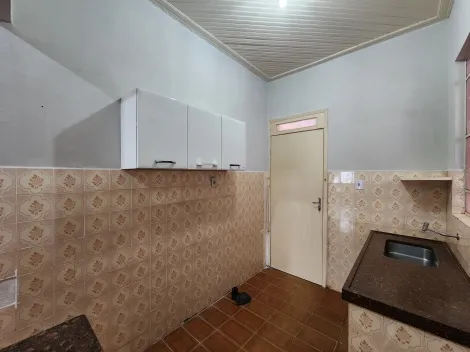 Alugar Casa / Padrão em São José do Rio Preto R$ 1.200,00 - Foto 6