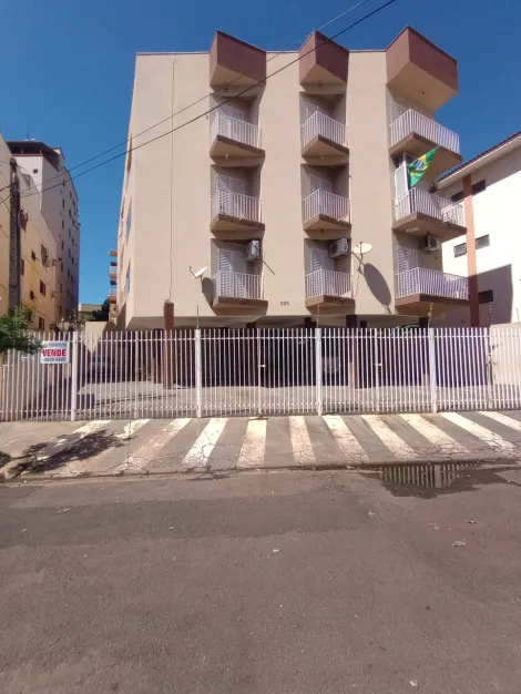 Alugar Apartamento / Padrão em São José do Rio Preto. apenas R$ 800,00