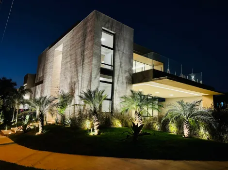 Alugar Casa / Condomínio em São José do Rio Preto. apenas R$ 6.000.000,00