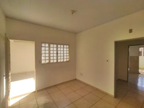 Alugar Casa / Padrão em São José do Rio Preto R$ 1.800,00 - Foto 5