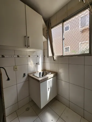 Alugar Apartamento / Padrão em São José do Rio Preto R$ 1.100,00 - Foto 4