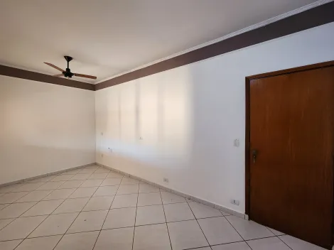 Alugar Casa / Padrão em São José do Rio Preto R$ 2.700,00 - Foto 1