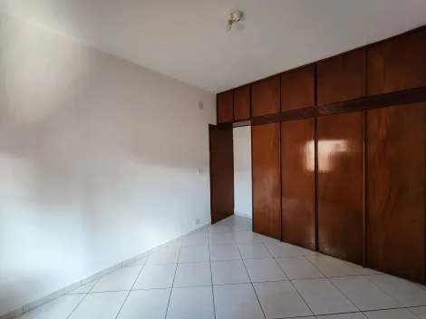 Alugar Casa / Padrão em São José do Rio Preto R$ 2.700,00 - Foto 5