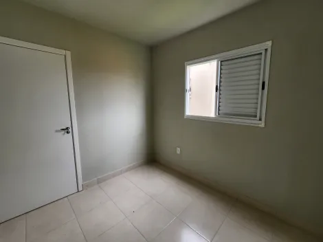 Alugar Casa / Condomínio em São José do Rio Preto R$ 900,00 - Foto 10