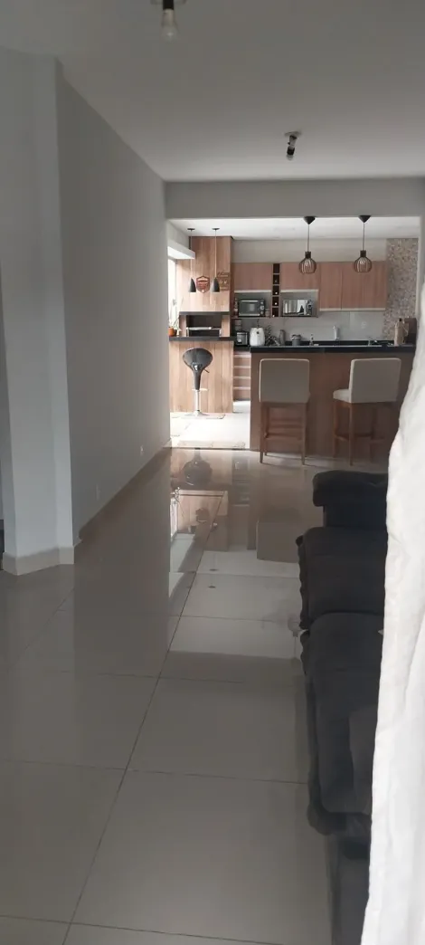 Alugar Casa / Padrão em São José do Rio Preto R$ 2.500,00 - Foto 2