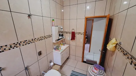 Alugar Casa / Padrão em Mirassol. apenas R$ 280.000,00