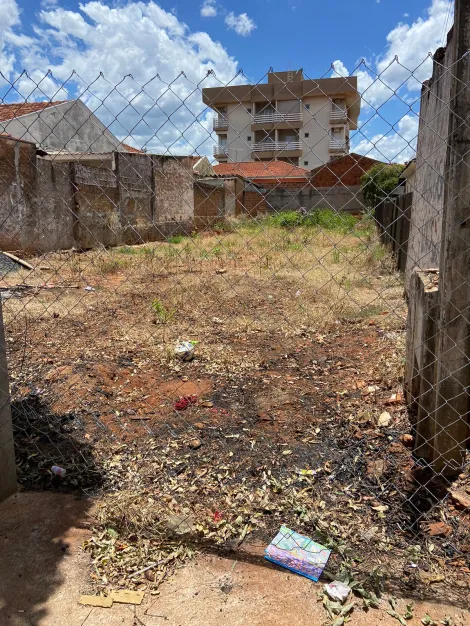 Comprar Terreno / Padrão em São José do Rio Preto R$ 330.000,00 - Foto 1
