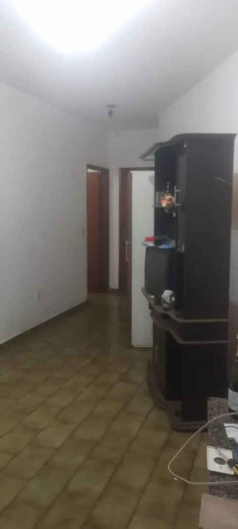 Apartamento / Padrão em São José do Rio Preto , Comprar por R$150.000,00