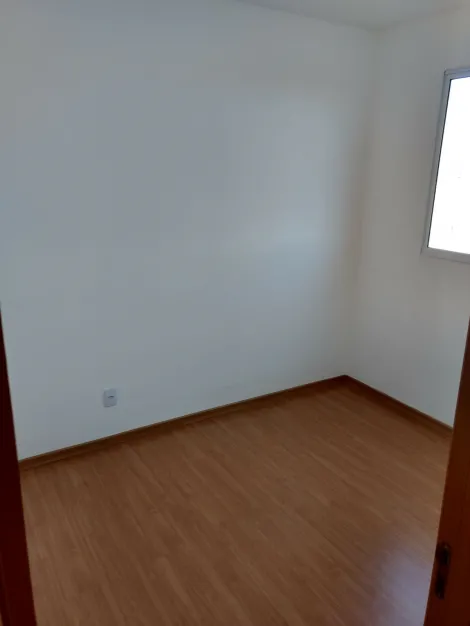 Alugar Apartamento / Padrão em Mirassol R$ 950,00 - Foto 13