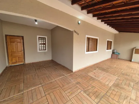 Alugar Casa / Padrão em São José do Rio Preto. apenas R$ 1.390,00